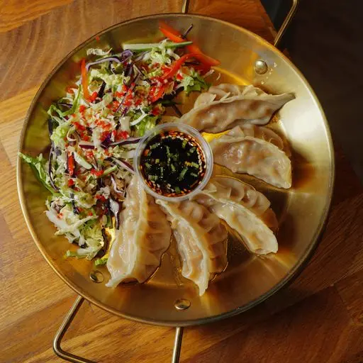 Serviervorschlag für Gyoza Gemüse (4 Stück)