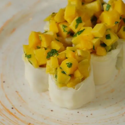Serviervorschlag für Maki Mango Vegan