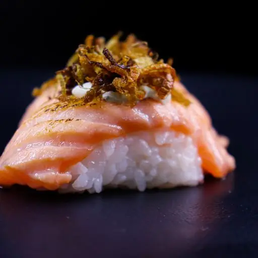 Serviervorschlag für Nigiri flambierter Lachs