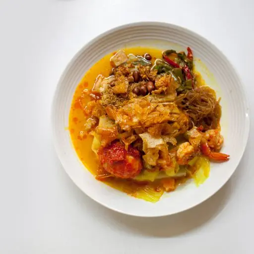 Serviervorschlag für Garnelen mit Thai-Curry (scharf)